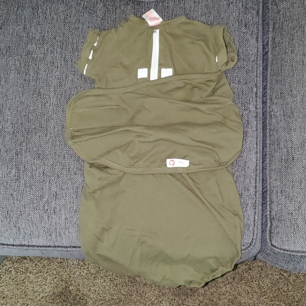 Embe 2 way swaddle out sleep sack